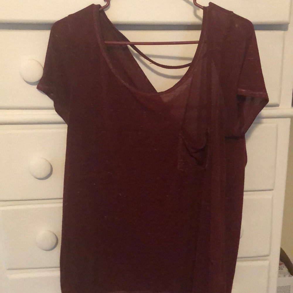Distressed American Eagle open back t shirt
